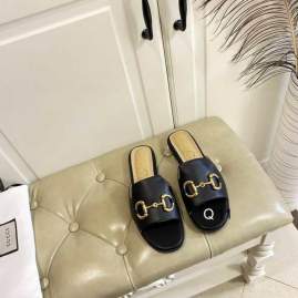 Picture of Gucci Slippers _SKUGuccisz35-39Y01101980
